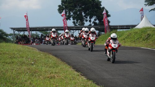 Honda, Astra Honda Dream Cup 2026 Tasikmalaya Pecah, Sonic hingga Vario 160 Adu Kencang