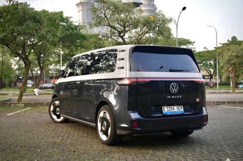 Di Balik Tampilan Yang Kalcer, Performa VW ID. Buzz Cukup Kencang