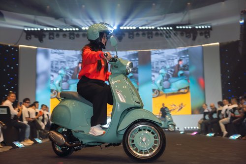 Vespa Asia Pacific Luncurkan Varian Limited 80th Anniversary di Vietnam, Dijual Juga di Indonesia