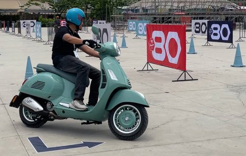 Vespa GTS Limited 80th Anniversary Versi Indonesia Pakai Mesin 250 cc, Berapa Harganya?