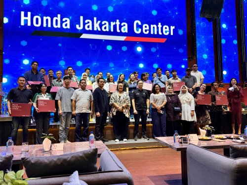 Honda, Honda Brio, Apresiasi Konsumen, Honda Serah Terima Hadiah Brio Ke Para Pemenang