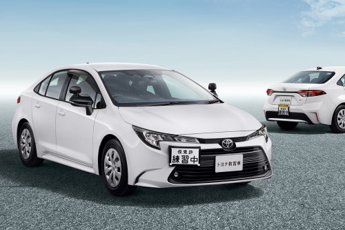 Toyota, Toyota Corolla, Toyota Corolla Polosan Ini Dapat Manual, Dapat Pedal Ekstra Juga