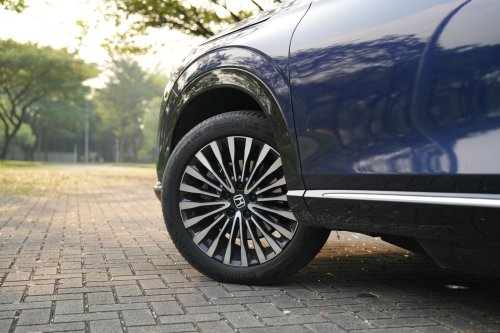 Honda, Honda HR-V, Honda e, Kembar Tapi Tak Sama, Ini Beda Tampilan Honda e:N1 Dengan HR-V