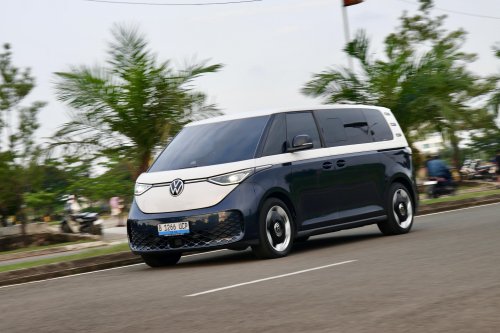Xpeng, Xpeng X9, Adu Kencang MPV Listrik Rp 1 Miliar Lebih, XPENG X9 VS VW ID. Buzz