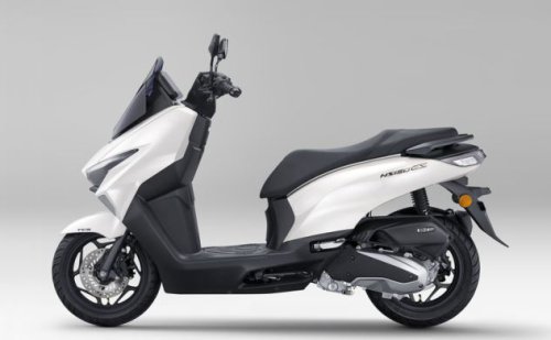 Honda, Yamaha, Skutik Baru Honda Cocok Jadi Lawan Yamaha Lexi, Bisa Jalan 370 Km Sekali Full