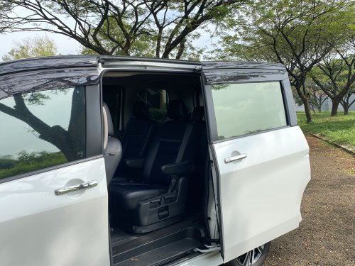Nissan, Nissan Serena, Enaknya Nissan Serena e-POWER Adalah Kebebasan Untuk Buka Pintu Ini