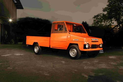 Nyaris 1 Dekade, Hari Ini Toyota Kijang Tepat Berusia 49 Tahun