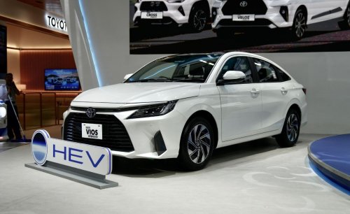 Iritnya Tembus 30 Km/Liter, Segini Harga Toyota Vios Hybrid Juni 2026