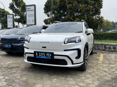 Test Drive, Aion, Test Drive Aion V; SUV Listrik dengan Kabin Lega, Performa Mumpuni, dan Ada Kulkasnya!