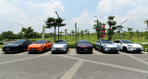 First Drive Hyptec HT: SUV Listrik Rp600 Jutaan dengan Kenyamanan Mobil Premium