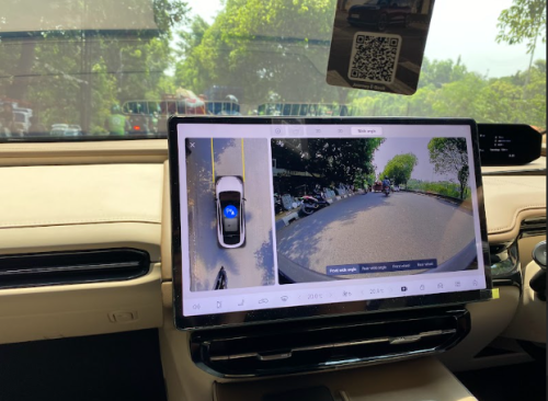 First Drive Hyptec HT: SUV Listrik Rp600 Jutaan dengan Kenyamanan Mobil Premium
