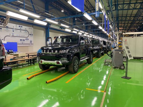 BAIC BJ40 Plus Rakitan Lokal Resmi Meluncur, Fitur Meningkat Tapi Harga Lebih Murah Rp90 Jutaan