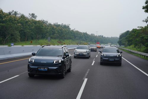 Test Drive Aion V; SUV Listrik dengan Kabin Lega, Performa Mumpuni, dan Ada Kulkasnya!