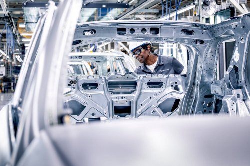 Mercedes‑Benz investiert über 7 Milliarden Dollar in die USA