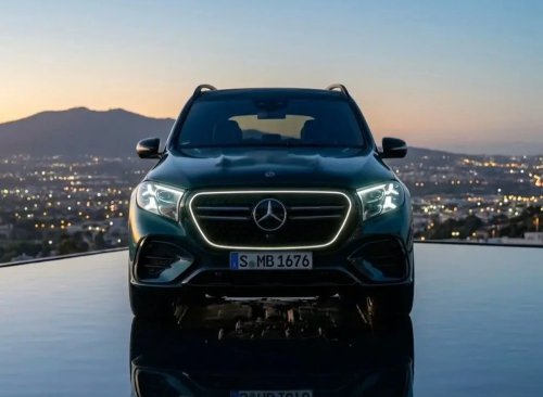 Mercedes präsentiert neue Lichtsignatur der GLE- und GLS-Modellpflege