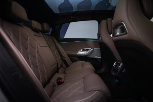 Mehr Bilder zum C-Klasse EQ Modell von Mercedes-Benz