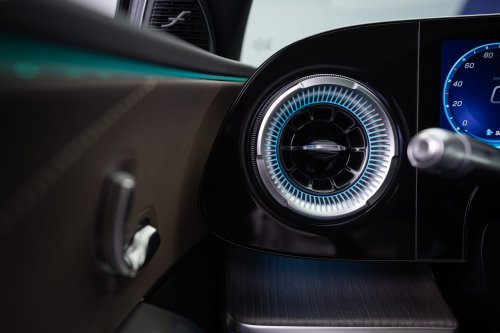 Mehr Bilder zum C-Klasse EQ Modell von Mercedes-Benz