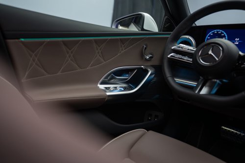 Mehr Bilder zum C-Klasse EQ Modell von Mercedes-Benz
