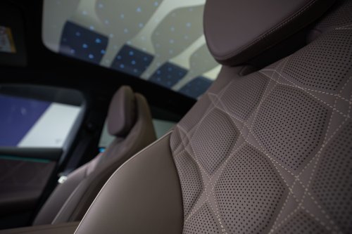Mehr Bilder zum C-Klasse EQ Modell von Mercedes-Benz