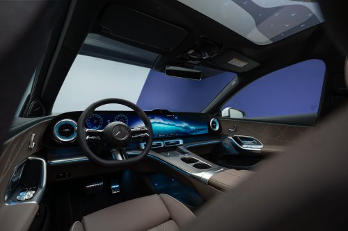 Mehr Bilder zum C-Klasse EQ Modell von Mercedes-Benz