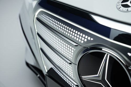 Mehr Bilder zum C-Klasse EQ Modell von Mercedes-Benz