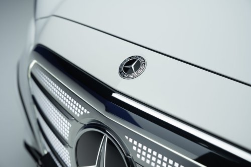 Mehr Bilder zum C-Klasse EQ Modell von Mercedes-Benz