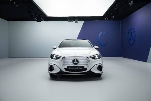 Mehr Bilder zum C-Klasse EQ Modell von Mercedes-Benz