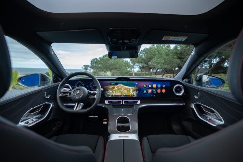 Mercedes-Benz, Mehr Bilder zum C-Klasse EQ Modell von Mercedes-Benz