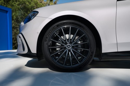 Mehr Bilder zum C-Klasse EQ Modell von Mercedes-Benz