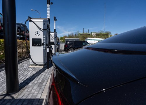 Mercedes-Benz erweitert Schnellladenetz auf Dänemark