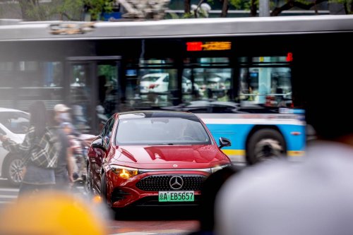 Mercedes, Mercedes schickt MB.DRIVE ASSIST PRO erneut durch Peking
