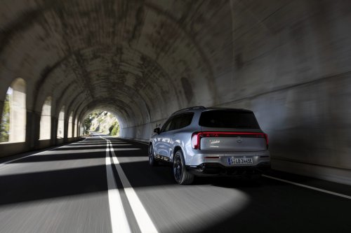 Neue offizielle Bilder des neuen elektrischen GLB