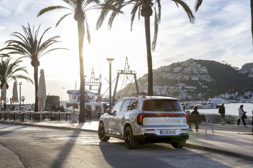 Neue offizielle Bilder des neuen elektrischen GLB