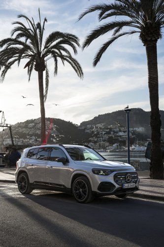 Neue offizielle Bilder des neuen elektrischen GLB