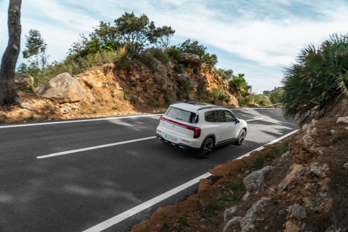 Neue offizielle Bilder des neuen elektrischen GLB