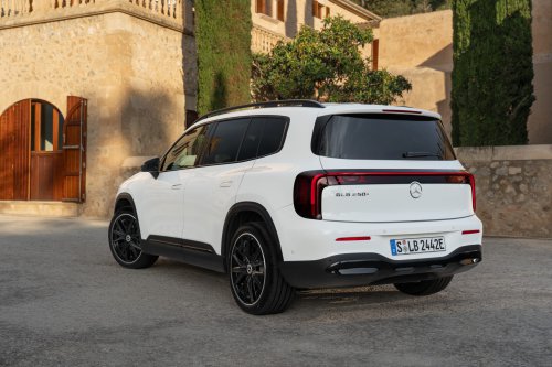 Neue offizielle Bilder des neuen elektrischen GLB