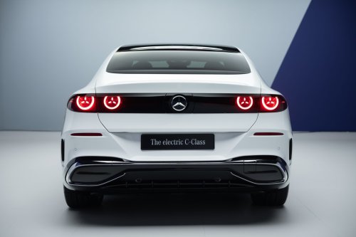 Die vollelektrische C-Klasse EQ von Mercedes-Benz