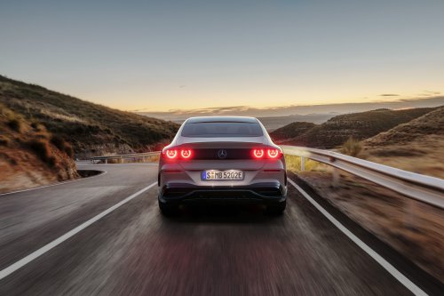 Die vollelektrische C-Klasse EQ von Mercedes-Benz