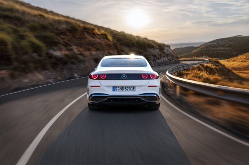 Die vollelektrische C-Klasse EQ von Mercedes-Benz