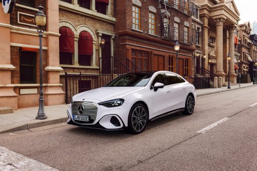 Die vollelektrische C-Klasse EQ von Mercedes-Benz