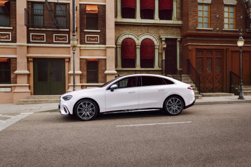 Die vollelektrische C-Klasse EQ von Mercedes-Benz