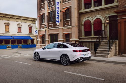 Die vollelektrische C-Klasse EQ von Mercedes-Benz