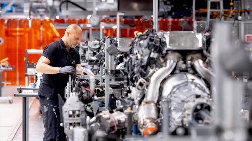 Dreifach-Serienstart in Sindelfingen: Mercedes-Benz setzt Maßstäbe in der Produktion