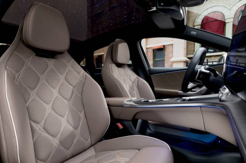 Elektro neu gedacht: Wie die C-Klasse EQ Raum und Alltag verändert