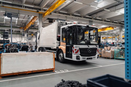 Kreislaufwirtschaft auf Rädern: Mercedes-Benz Trucks präsentiert den reECONIC