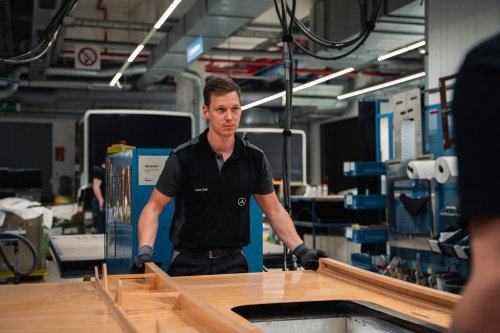 Kreislaufwirtschaft auf Rädern: Mercedes-Benz Trucks präsentiert den reECONIC