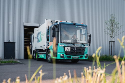 Kreislaufwirtschaft auf Rädern: Mercedes-Benz Trucks präsentiert den reECONIC