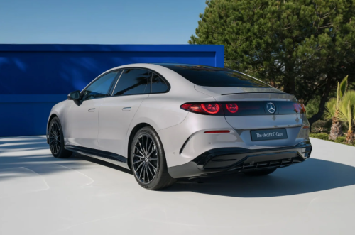 Leak: Erster Blick auf die C-Klasse EQ