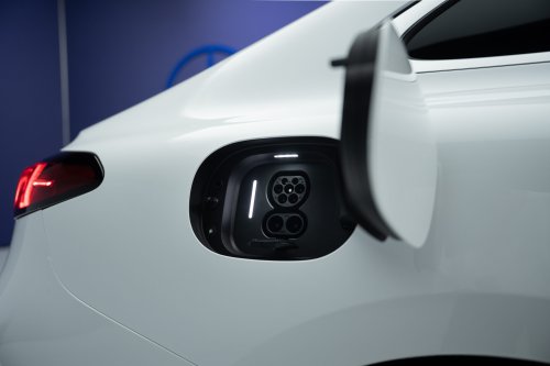 Die vollelektrische C-Klasse EQ von Mercedes-Benz