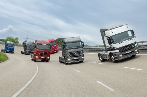 30 Jahre Actros: Mercedes-Benz Trucks verbindet Tradition und Transformation
